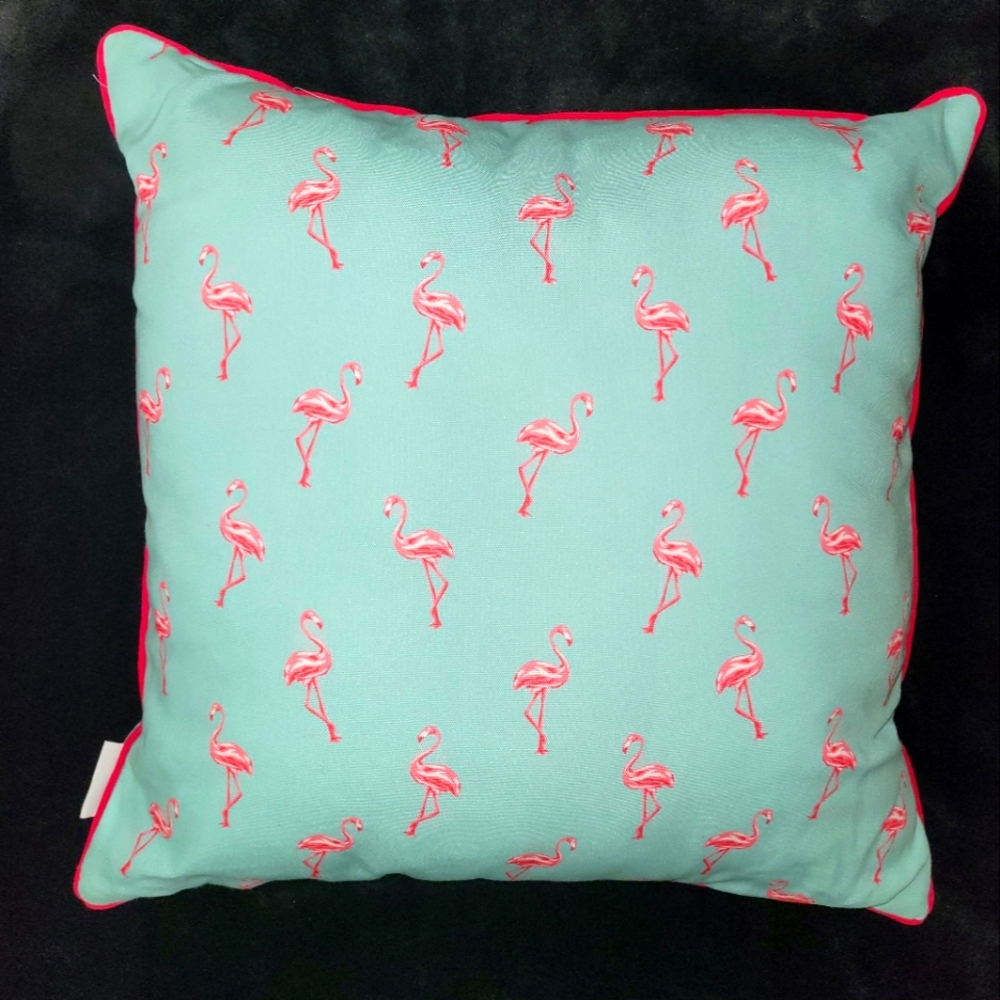❤️‍🔥 RARE Tommy Bahama Large Flamingo pillow